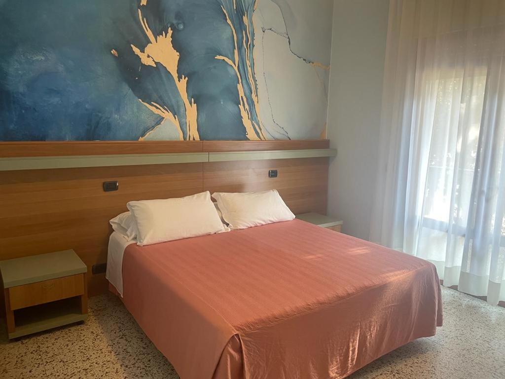 Hotel Pine Beach Rosolina Mare Exterior foto